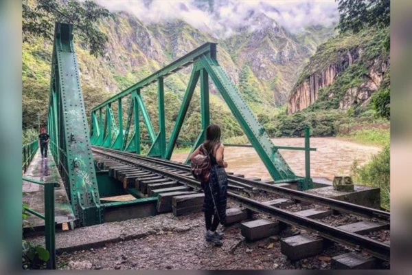 Tour Machu Picchu en Carro 2 Días 1 Noche